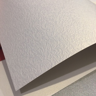 Картон Metallic Board, 250гр/, нестандартний розмір 18х18см, з тисненням