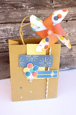 Трубочки і держаки для вертушок від We R Memory Keepers - Fuchsia Pinwheel Attachments