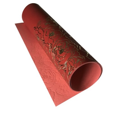 Відріз екошкіри з тисненням золотою фольгою Golden Pion Red 50x25см, ТМ Фабрика Декору