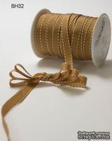 Лента GGRAIN/STITCHED EDGE, цвет ANTIQUE GOLD/WHITE, ширина 9,5мм, длина 90см